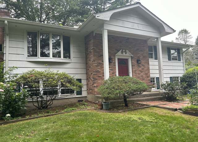 Property at 110 William St, Norwalk, CT 06851, 3 beds, 2.5 baths
