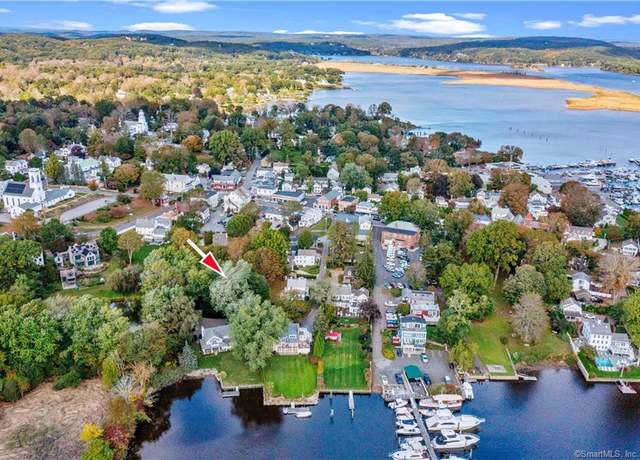 Property at 8 Bank Ln, Essex, CT 06426