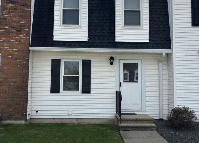 Property at 2 Colonial Vlg #2, Shelton, CT 06484, 2 beds, 1.5 baths