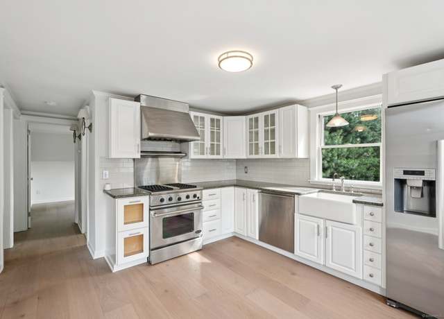 Property at 37 Cedar Crest Pl, Norwalk, CT 06854, 2 beds, 1 bath