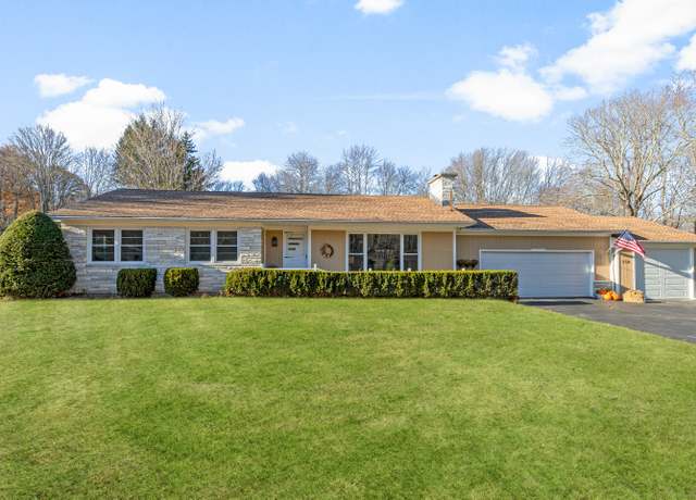 Property at 558 Davis St, Watertown, CT 06779, 3 beds, 1 bath
