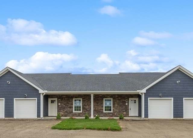 Property at 210 Munson Rd Unit 3D, Wolcott, CT 06716, 2 beds, 1.5 baths