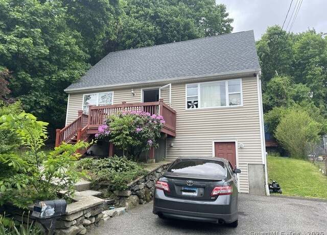 Property at 198 Charles St, Waterbury, CT 06708, 3 beds, 1.5 baths