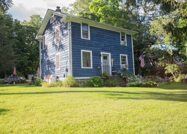 Property at 5 Canaan Dr, Bethel, CT 06801, 3 beds, 1 bath