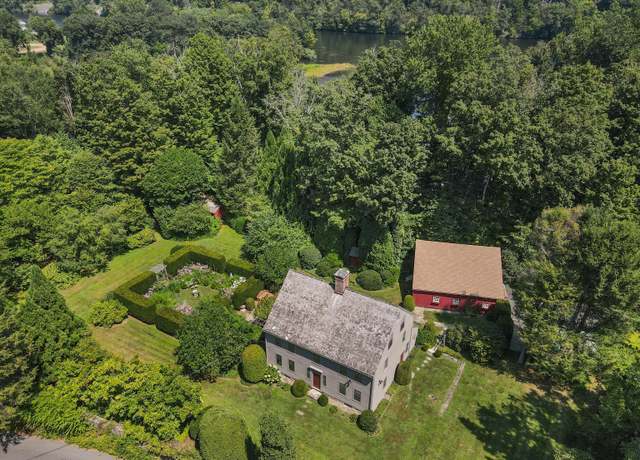 Property at 211 Walnut Tree Hill Rd, Newtown, CT 06482, 4 beds, 3.5 baths