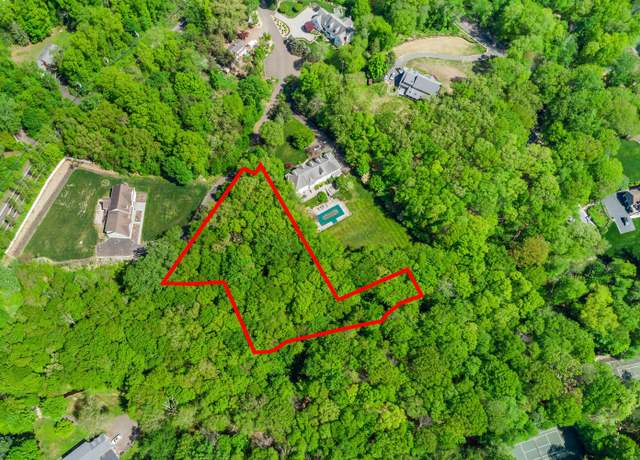 Property at 4 Quail Rdg, Weston, CT 06883