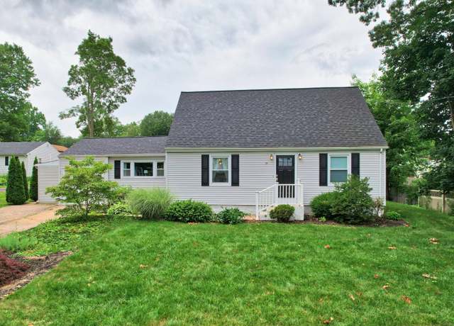 Property at 34 Forest St, Bristol, CT 06062, 3 beds, 1 bath