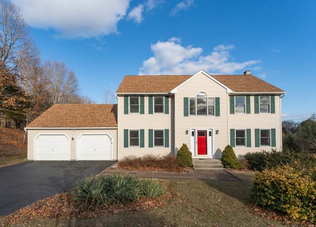 Property at 39 Buttonball Ln, Madison, CT 06443, 4 beds, 3.5 baths