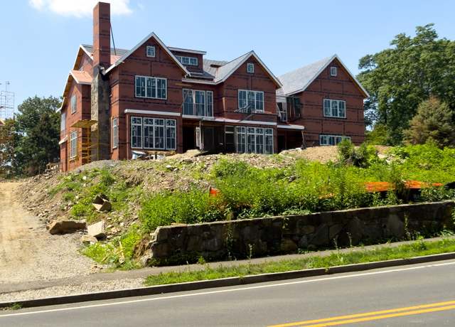 Property at 68 Dearfield Dr, Greenwich, CT 06830, 8 beds, 11.5 baths