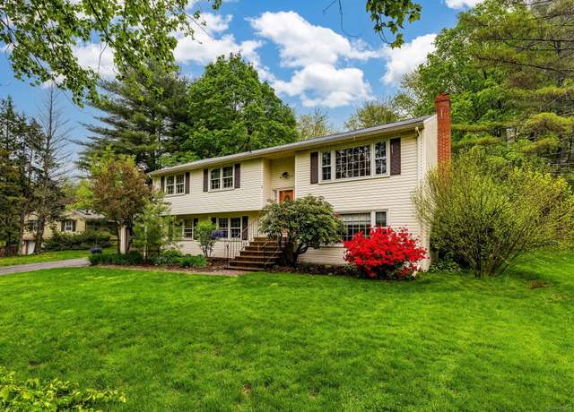Property at 1 Meadowview Ln, Bloomfield, CT 06002, 4 beds, 2 baths