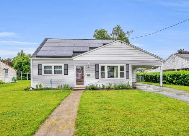 Property at 15 Britt Rd, East Hartford, CT 06118, 4 beds, 2 baths