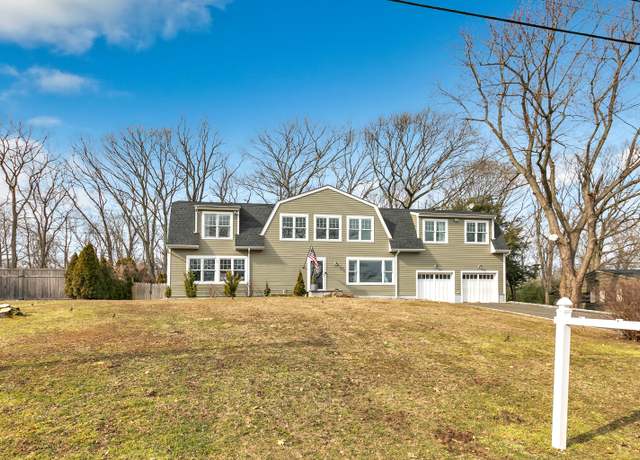 Property at 41 Mohawk Dr, Norwalk, CT 06851, 4 beds, 3 baths