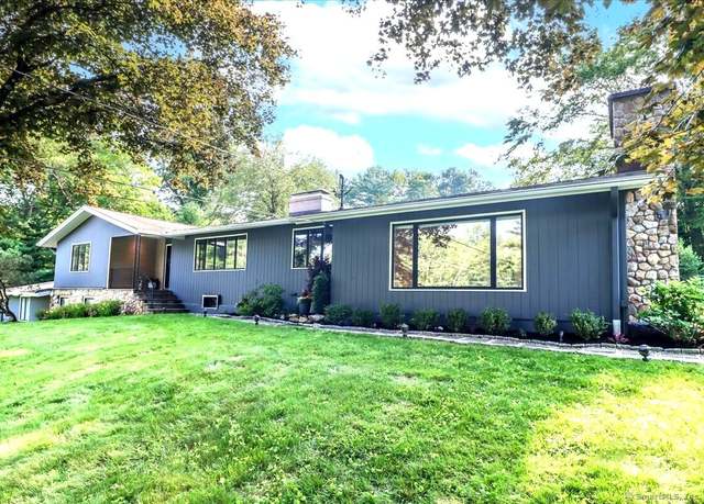 Property at 10 Fernbrook Dr, Brookfield, CT 06804, 4 beds, 3.5 baths