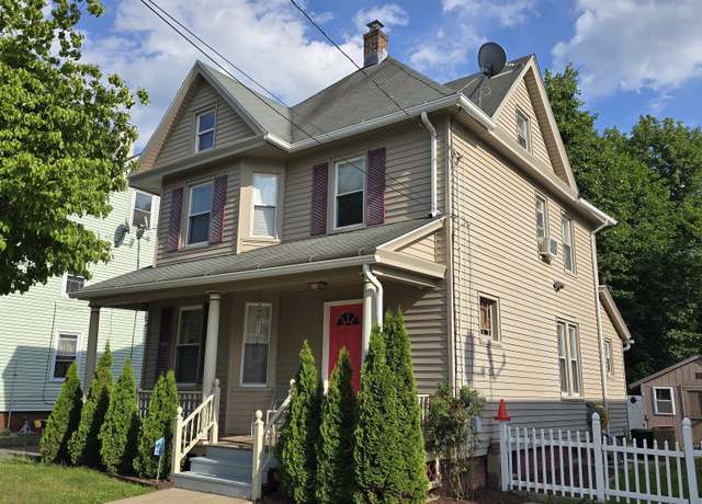 Property at 38 Florence St, Manchester, CT 06040, 3 beds, 2 baths
