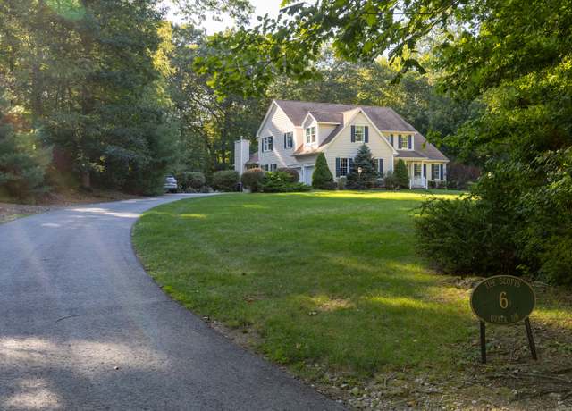 Property at 6 Ovata Dr, Ledyard, CT 06335, 4 beds, 2.5 baths