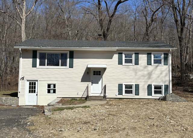 Property at 1658 Highland Ave, Waterbury, CT 06708, 2 beds, 1 bath