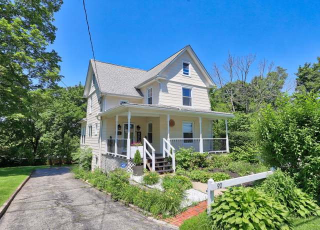 Property at 92 Clematis Ave, Waterbury, CT 06708, 3 beds, 2 baths