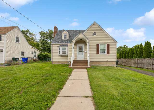 Property at 124 Jordan Ln, Wethersfield, CT 06109, 4 beds, 2 baths