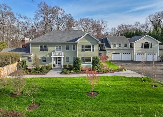 Property at 17 Pequot Dr, Norwalk, CT 06855, 3 beds, 5 baths