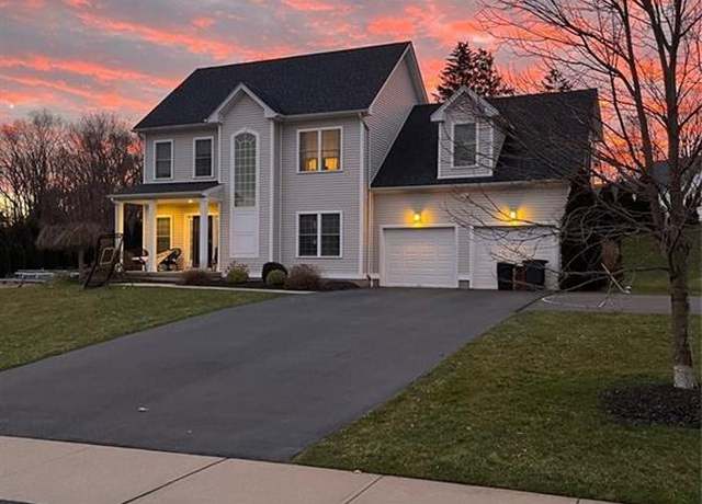 Property at 90 Rock Ridge Rd, Manchester, CT 06040, 4 beds, 2.5 baths
