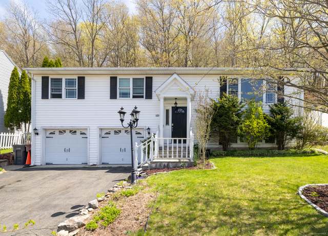 Property at 129 High Ridge Rd, Naugatuck, CT 06770, 3 beds, 3 baths