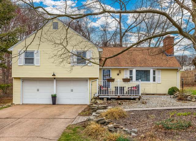 Property at 438 Woodland St, Glastonbury, CT 06073, 3 beds, 2.5 baths