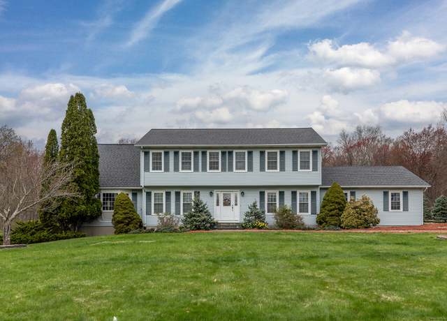 Property at 6 Whipstick Rd, New Fairfield, CT 06812, 5 beds, 2.5 baths