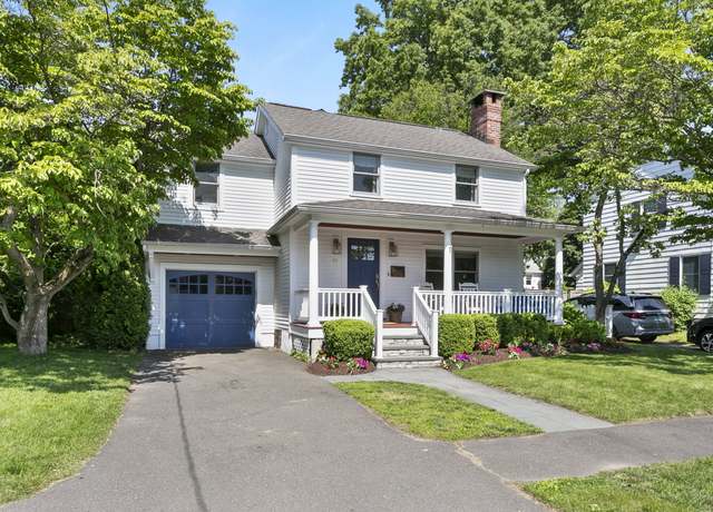 Property at 99 Eastlawn St, Fairfield, CT 06824, 4 beds, 2.5 baths