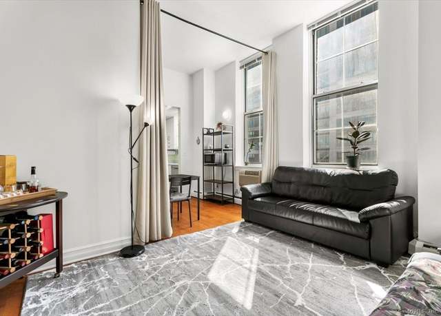 Property at 124 Court St #1211, New Haven, CT 06511, 1 bed, 1.5 baths