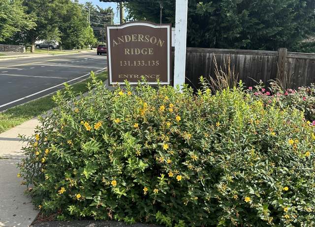 Property at 135 Courtland Ave Apt 11, Stamford, CT 06902, 1 bed, 1 bath