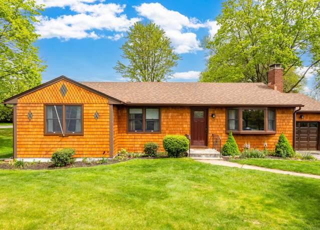 Property at 67 Overlook Rd, Meriden, CT 06450, 3 beds, 1 bath