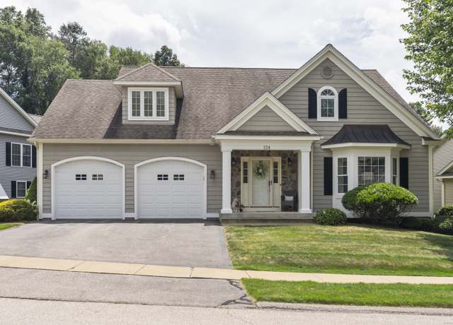 Property at 124 Autumn Ln #124, Glastonbury, CT 06033, 2 beds, 2.5 baths
