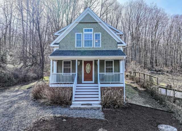 Property at 185 Great Quarter Rd, Newtown, CT 06482, 3 beds, 2 baths