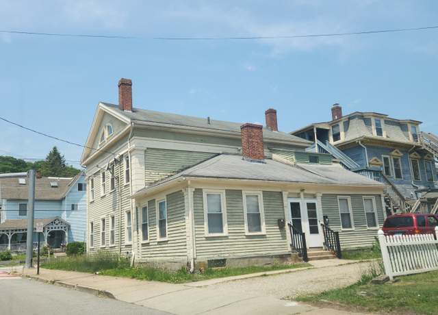 Property at 293 Central Ave, Norwich, CT 06360, 4 beds, 3 baths