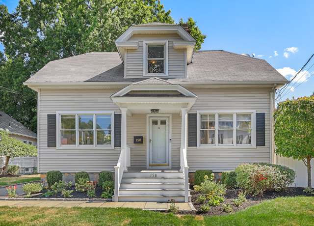 Property at 158 Fairview Ave, Fairfield, CT 06824, 3 beds, 2 baths