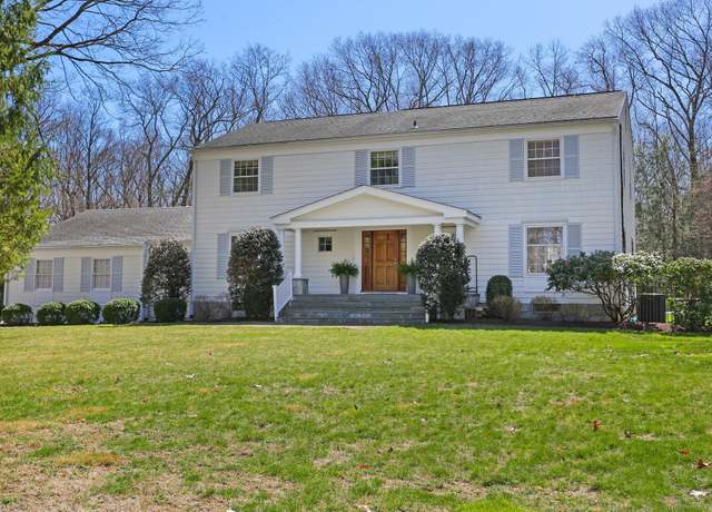 Property at 7 Apache Trl, Westport, CT 06880, 4 beds, 3.5 baths
