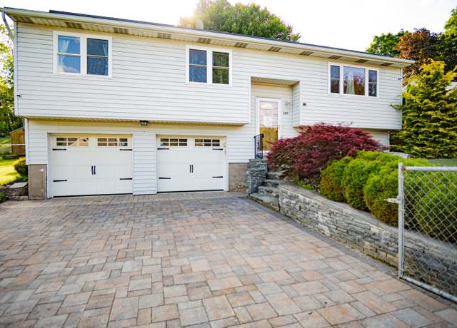 Property at 257 Bucks Hill Rd, Waterbury, CT 06704, 3 beds, 1.5 baths
