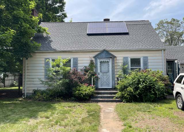 Property at 16 Samoset Ave, North Haven, CT 06473, 3 beds, 2 baths