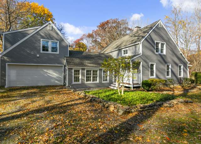 Property at 149 Chestnut Ridge Rd, Bethel, CT 06801, 3 beds, 3.5 baths