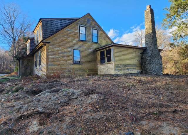 Property at 338 Brooklyn Rd, Pomfret, CT 06259, 2 beds, 2 baths