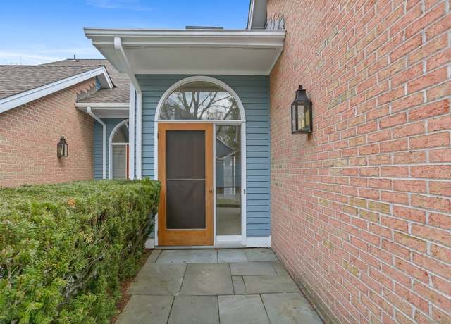 Property at 53 Regents Park #53, Westport, CT 06880, 2 beds, 2.5 baths