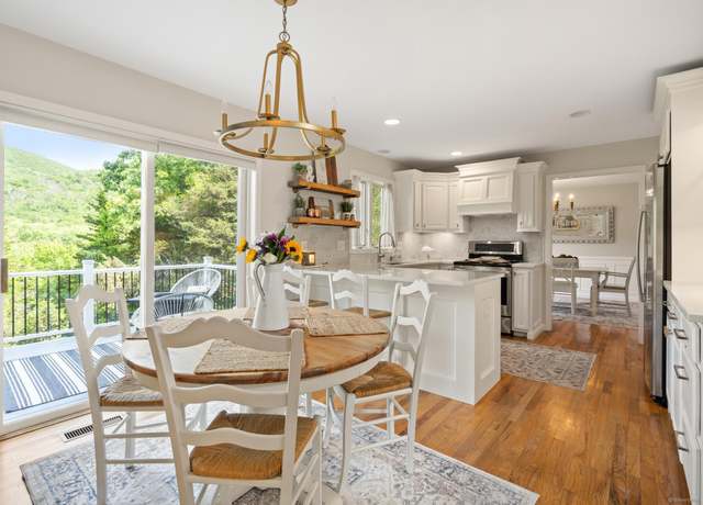 Property at 6 Lee Cir, Kent, CT 06757, 3 beds, 2.5 baths