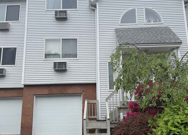 Property at 925 Oronoke Rd Unit 12G, Waterbury, CT 06708, 2 beds, 1.5 baths