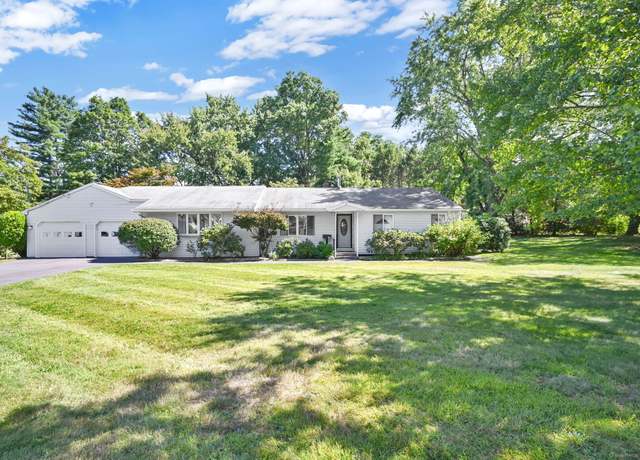 Property at 34 Benedict Dr, South Windsor, CT 06074, 3 beds, 2 baths