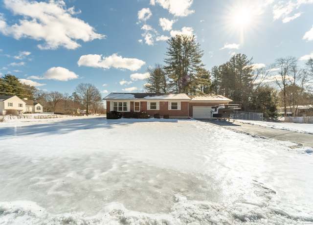 Property at 420 Wauregan Rd, Killingly, CT 06239, 3 beds, 1.5 baths
