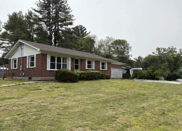 Property at 420 Wauregan Rd, Killingly, CT 06239, 3 beds, 1.5 baths