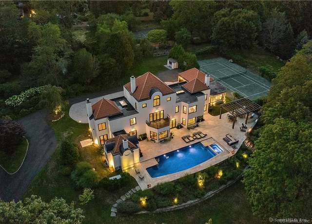 Property at 69 Beachside Ave, Westport, CT 06880, 6 beds, 6.5 baths