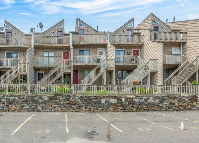 Property at 3370 Madison Ave Unit 9B, Bridgeport, CT 06606, 1 bed, 1.5 baths