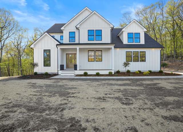 Property at 3 Shortwoods Rd, New Fairfield, CT 06812, 4 beds, 2.5 baths