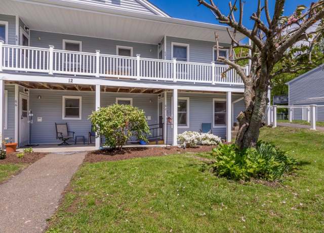 Property at 62 Senior Dr #62, Monroe, CT 06468, 1 bed, 1 bath